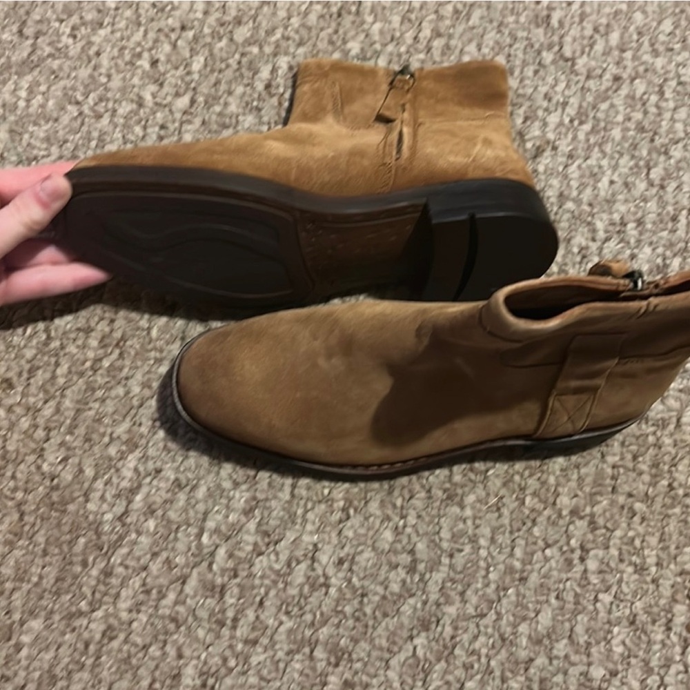 NWOT$180 Franco Sarto booties